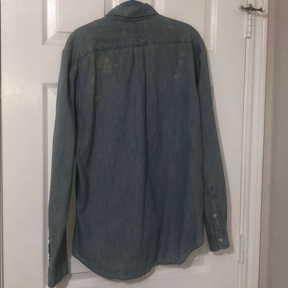 Button down - Picture 3 of 3